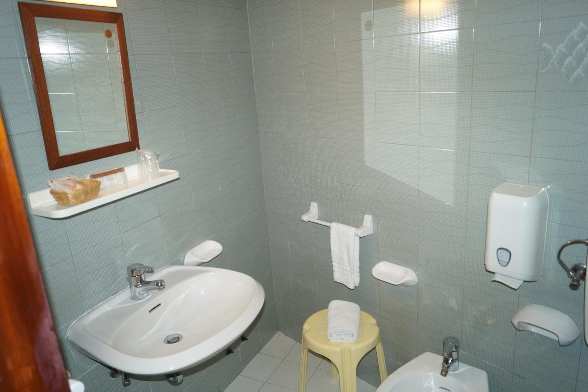Hotel Zeus Lido Di Classe Room Only Ruang foto