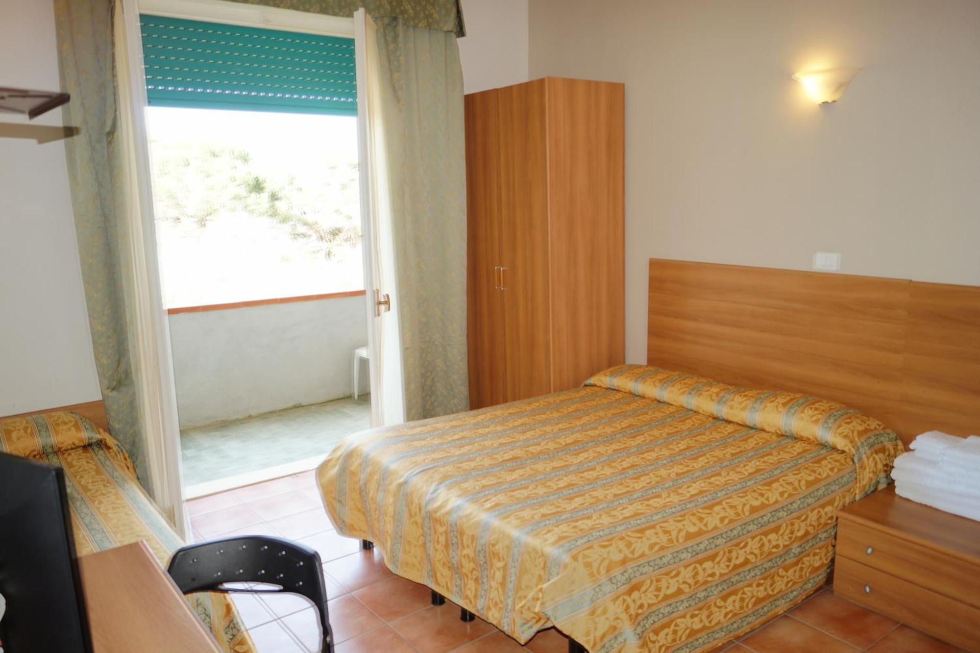 Hotel Zeus Lido Di Classe Room Only Ruang foto